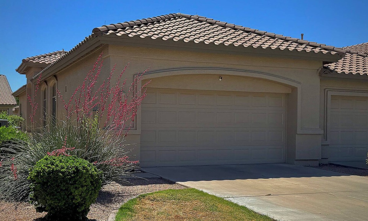 Oakwood Villa | Beautiful, bright and spacious Villa.