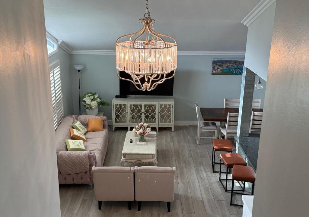 Huntington Beach House | Beautiful Retreat Home in Huntington Beach