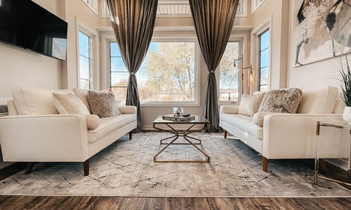Old Southwest House | Beautiful River Front Cottage: Pearl