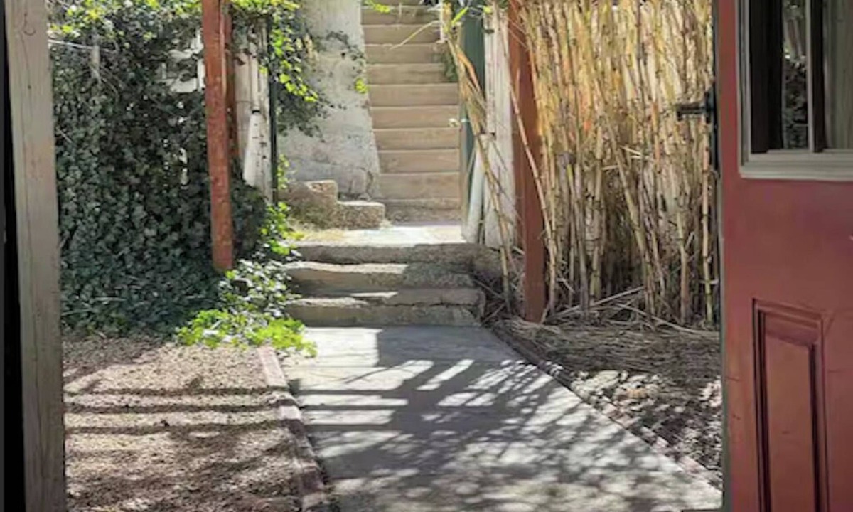 Bisbee House | Beautiful Views in a Charming Space!