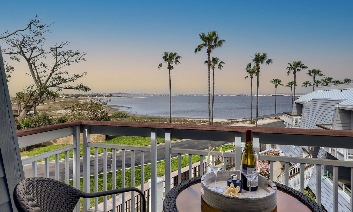 Coronado Cays House | Best beach and bay views in a beautiful and cozy townhome in the Cays