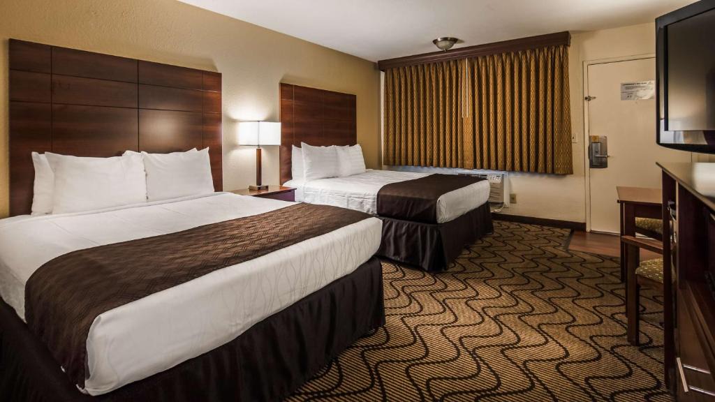 Nut Tree Hotel | Best Western Heritage Inn