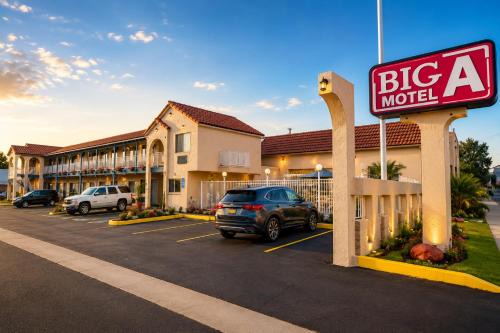Orange Hotel | Big A Motel & Suites Near Disneyland Orange County