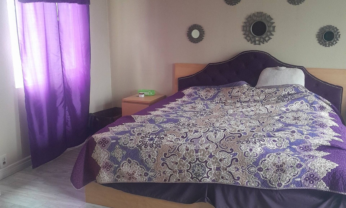 La Presa House | Big Beautiful Master Bedroom