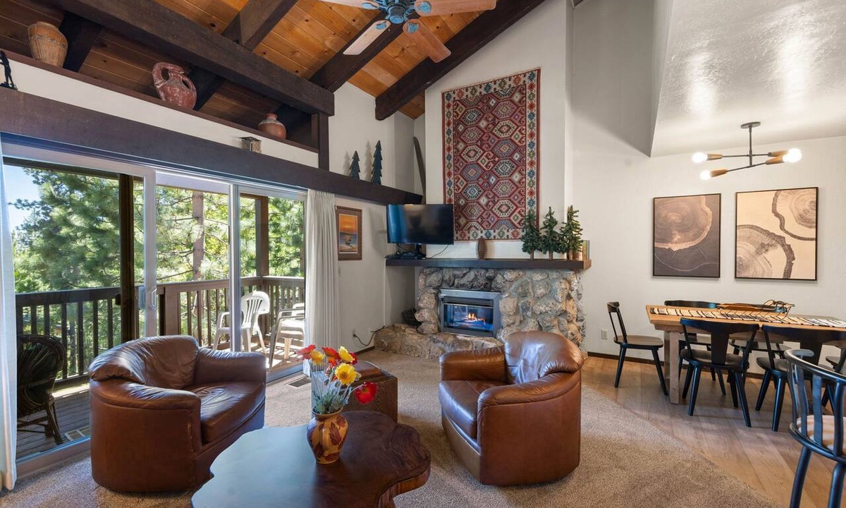 Lake Forest Condo | Black Bear Villas Condo in Tahoe City- summer pool and tennis