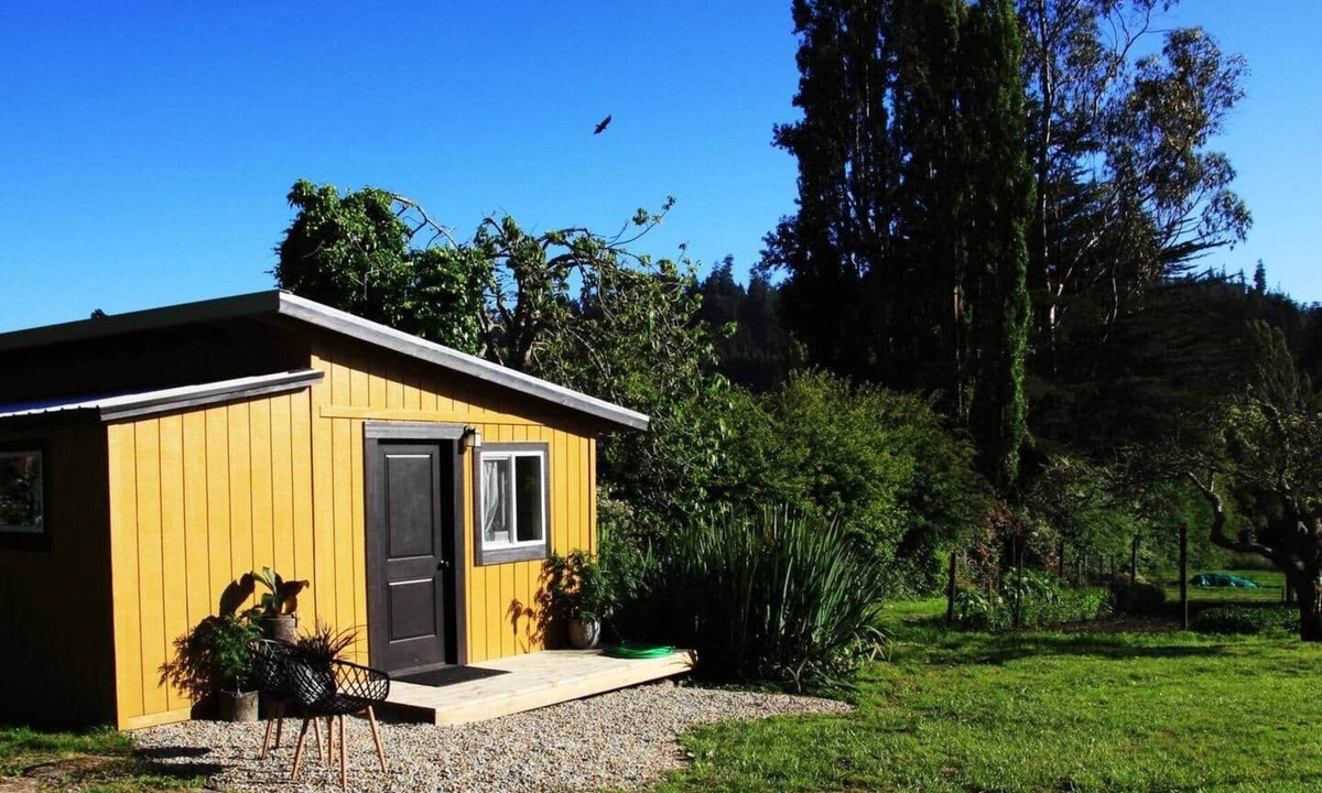 Freshwater Other | Blissful Farm Studio - Outdoor Soaking Tub