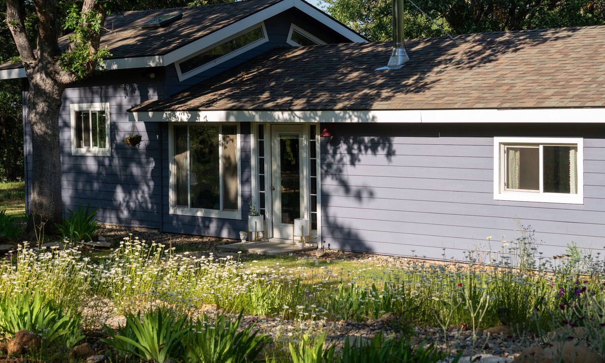 Etna House | Blossom House Retreat