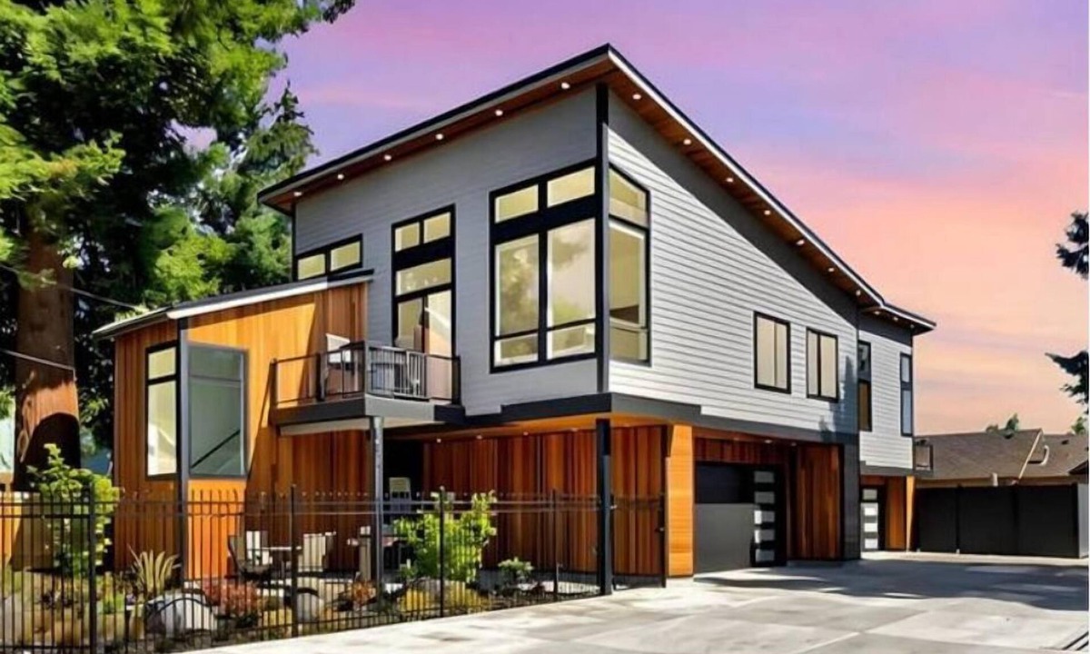 Eugene House | BRAND NEW Luxury Home Near Autzen Stadium