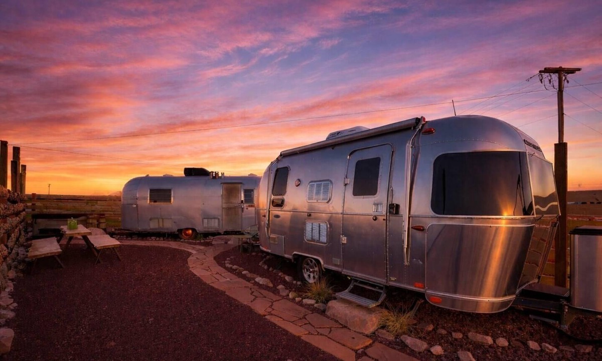 Valle House | Buddy Airstream with Private Hot Tub (Unit A) - Airstream Bambi Flying Cloud 2019 & Avion Travel Trailer Airstream