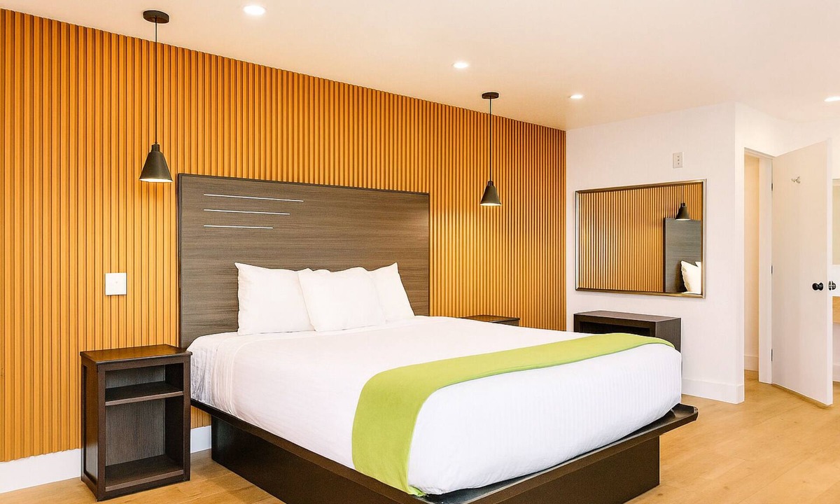 Azusa Hotel | Casa Blanca Hotel - Azusa, Los Angeles