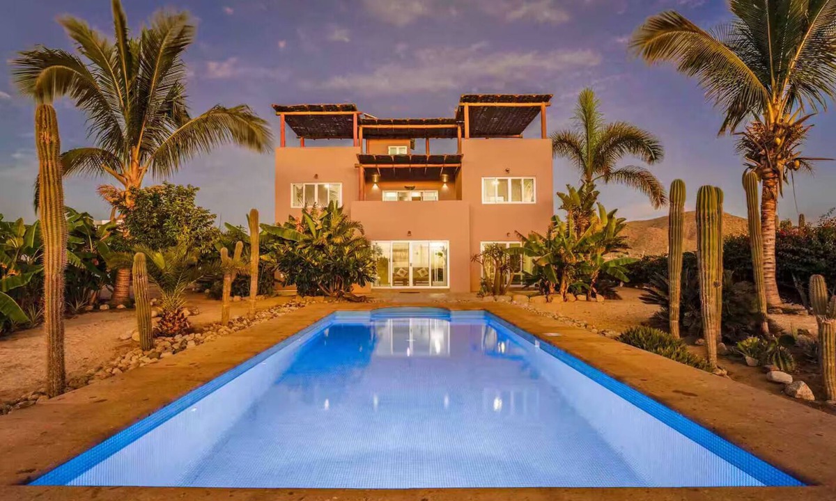 Cerritos House | Casa Los Vaqueros