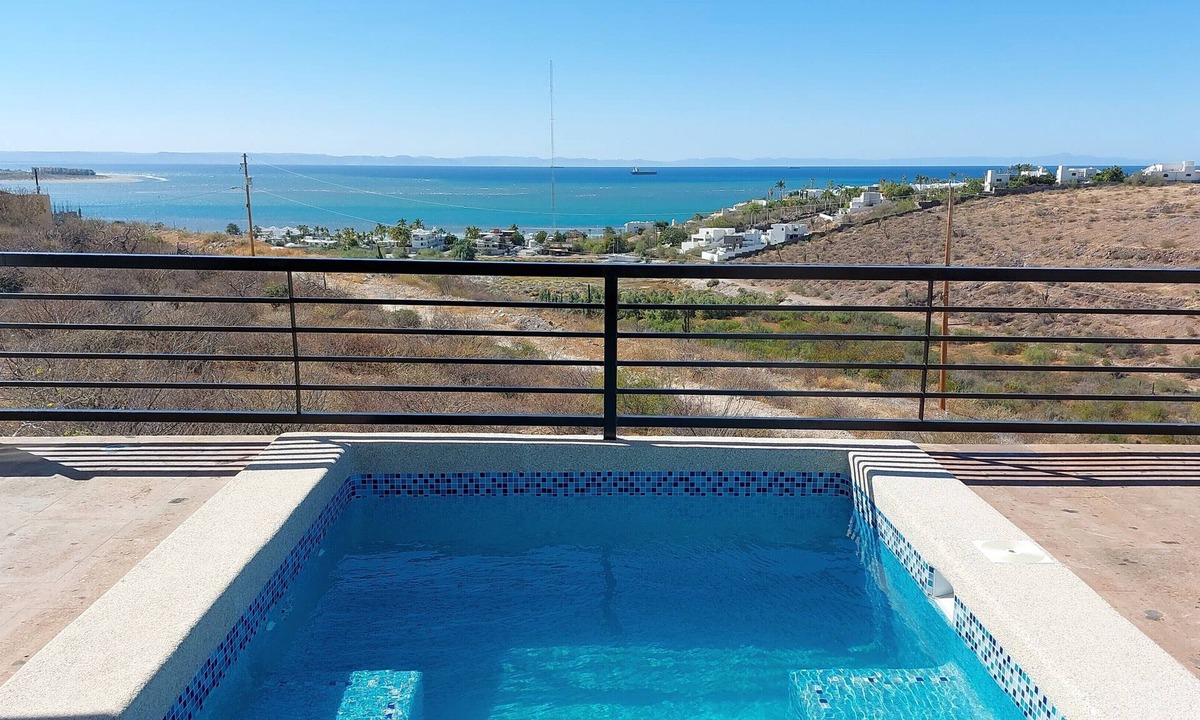 Colina del Sol House | Casa Sayat Nova with mini pool Your holiday retreat With Sea view