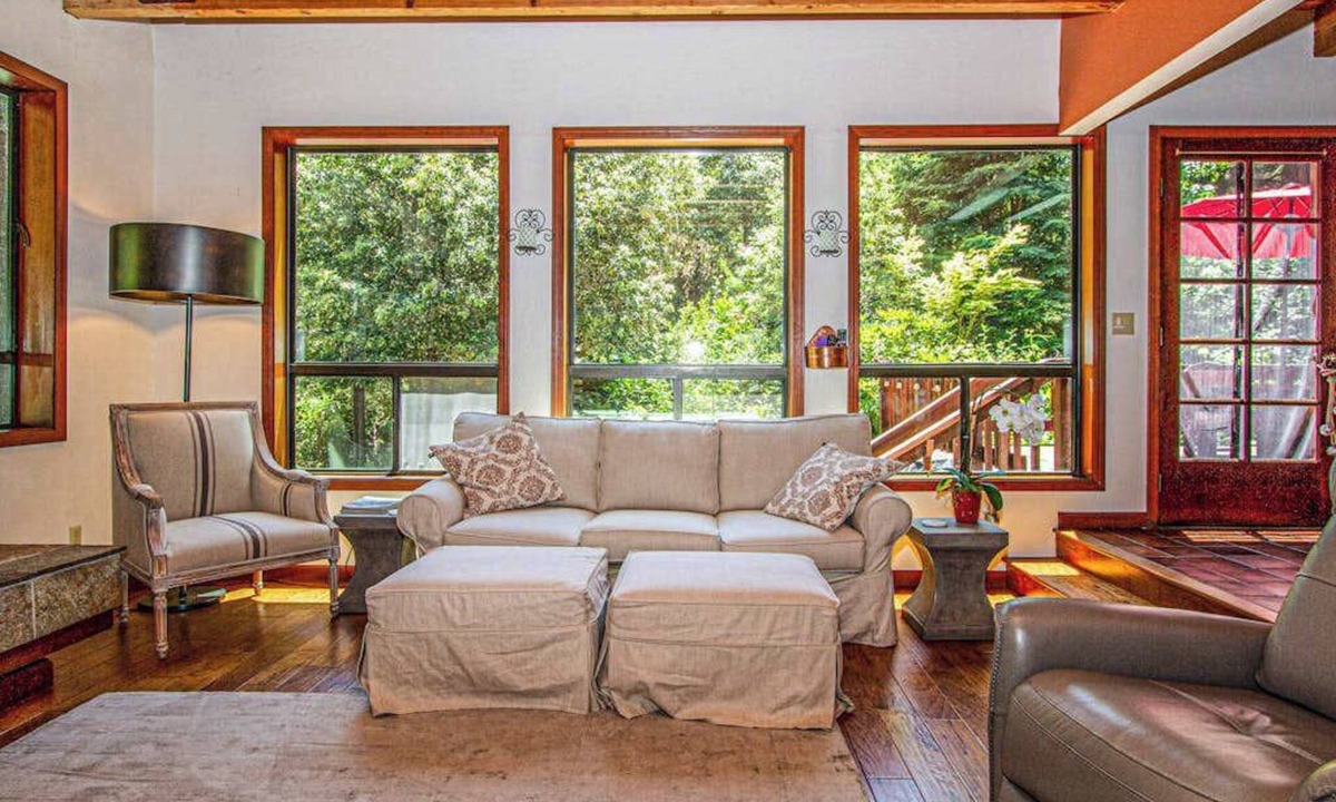 Cazadero House | Cazadero 4BR mountain cabin with hot tub in the redwoods — dog friendly