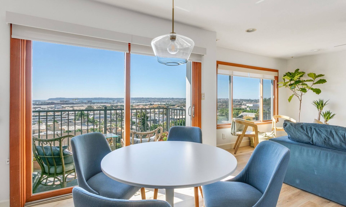 Mission Hills Condo | Central Mission Hills Condo with Spectacular Views