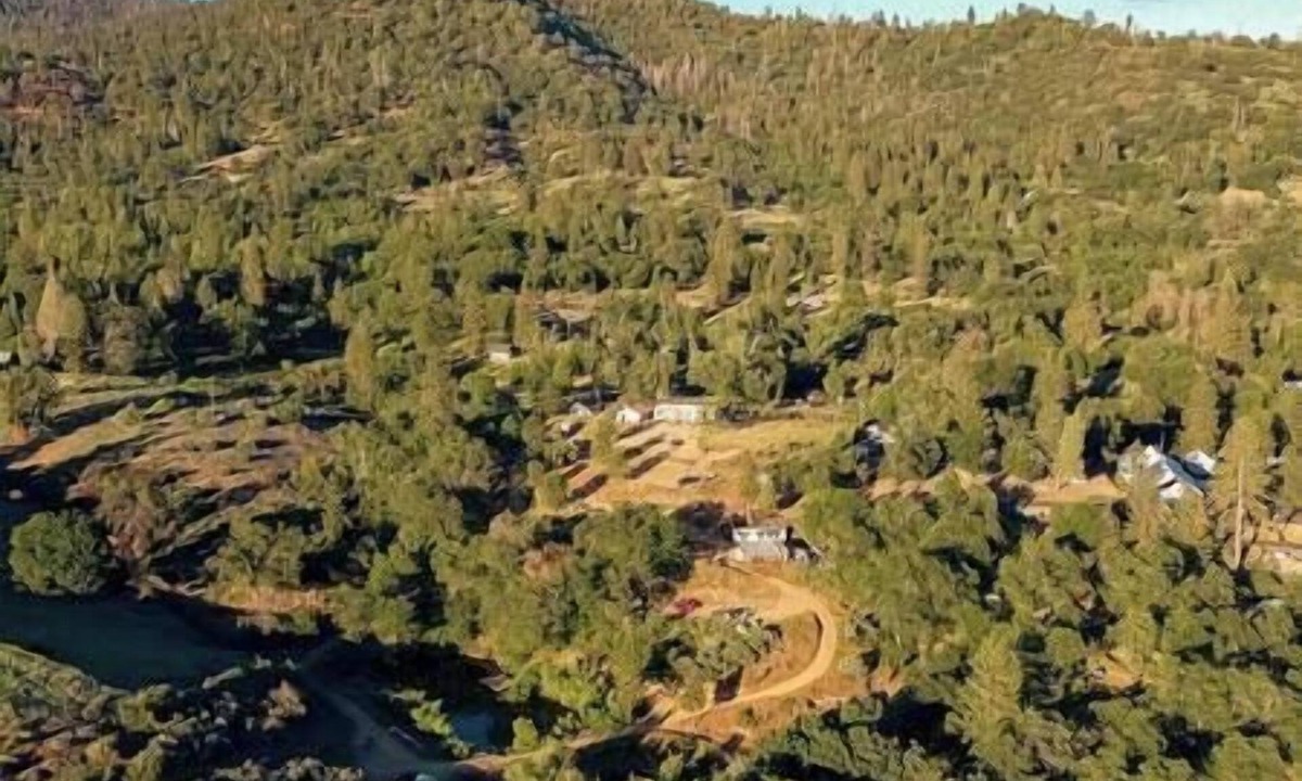 Pinehurst RV Rental | CG12 Lrg Campsite/Shower Kings Canyon/Sequoia NP