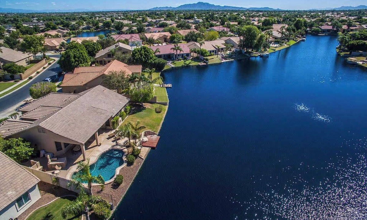 Chandler House | Chandler Lakefront Heated Pool Golf, Sunsets
