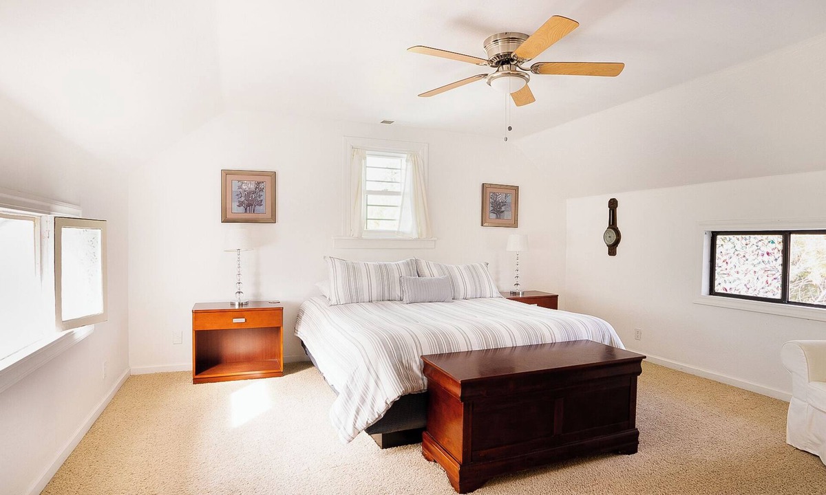 Petaluma House | Charming 1870 Farmhouse in the Heart of Petaluma