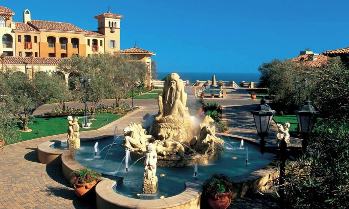 Newport Coast Villa | Charming 2-bedroom villa Ocean views, pool, fitness room, WiFi - Newport Beach.