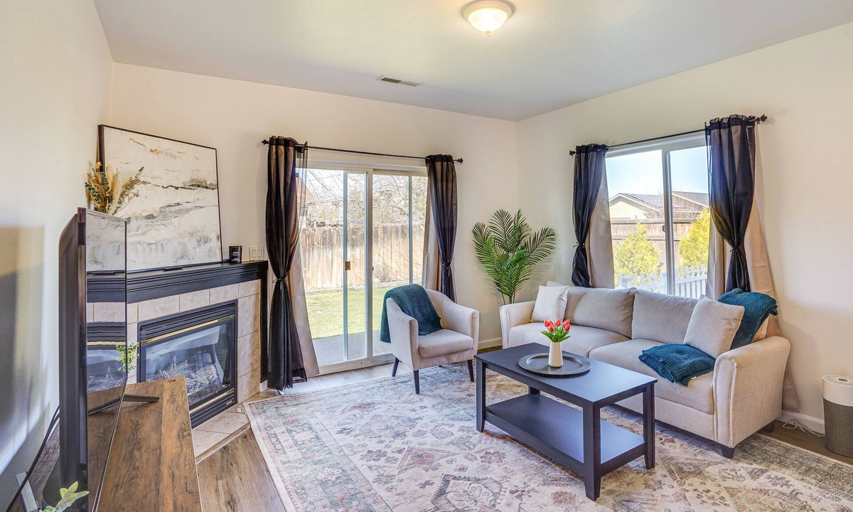 Southwest Bend House | Charming Bend Home w/Porch & Yard: Great Location