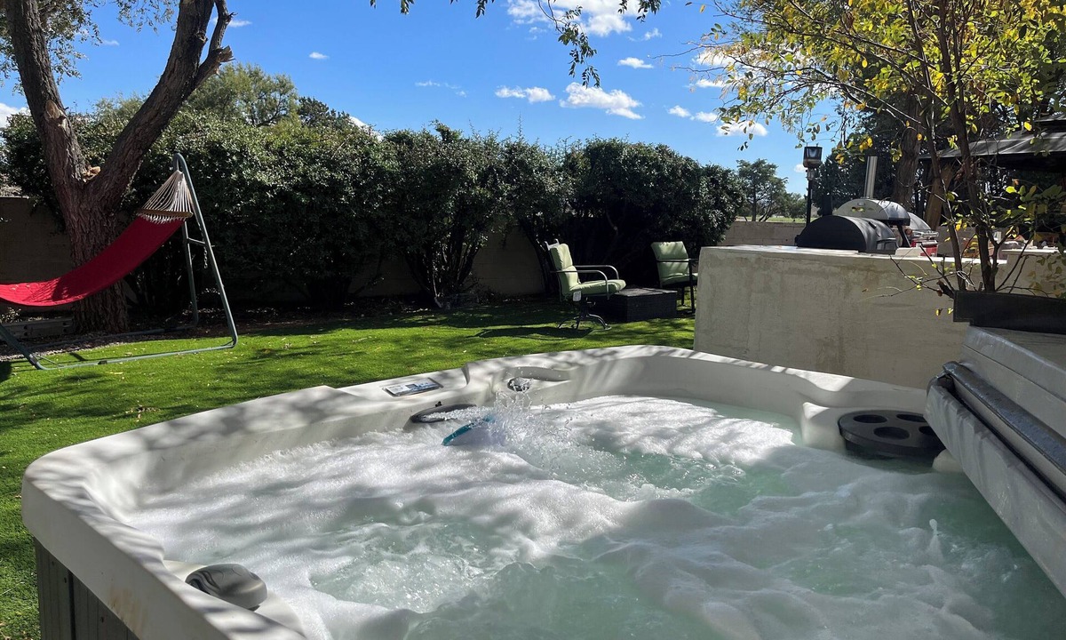 Prescott Cottage | Charming Guest Cottage in a wonderful Prescott golf course community