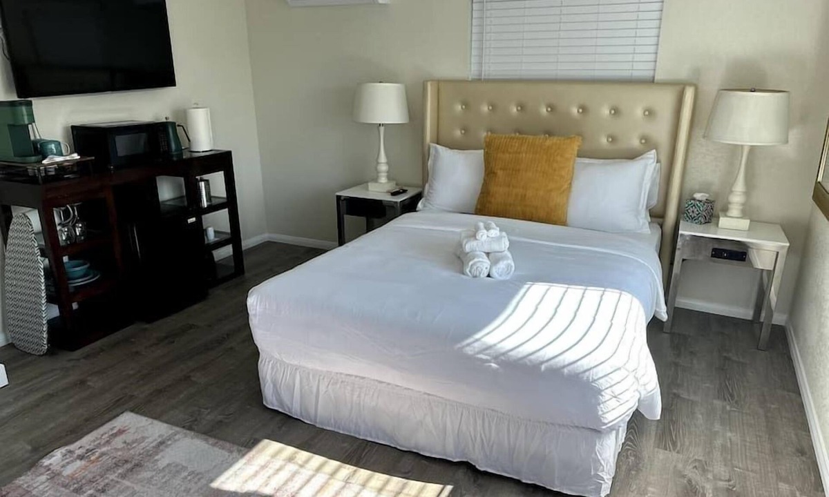 Bankers Hill House | Charming Guest House in SD