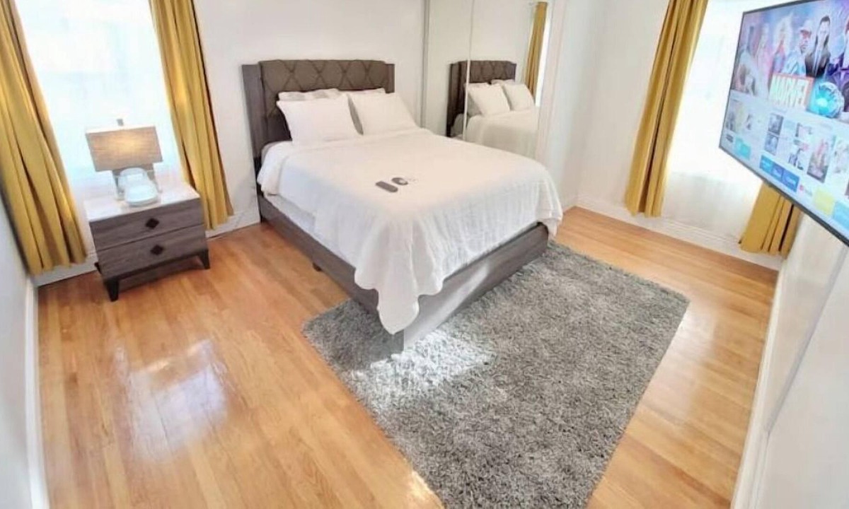 Pearsonville House | Charming lux 3bed 2bath home with mountain views