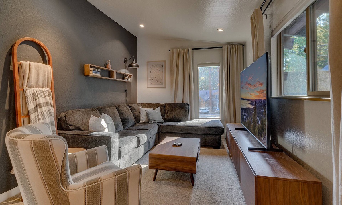 Incline Village House | Charming Tahoe Retreat with Warm Wood Beams and Outdoor Seating | Twin Peaks One