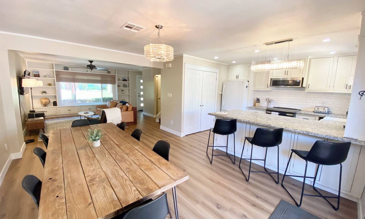Park Scottsdale Four House | Cheerful Scottsdale Townhouse w/ALL the Amenities