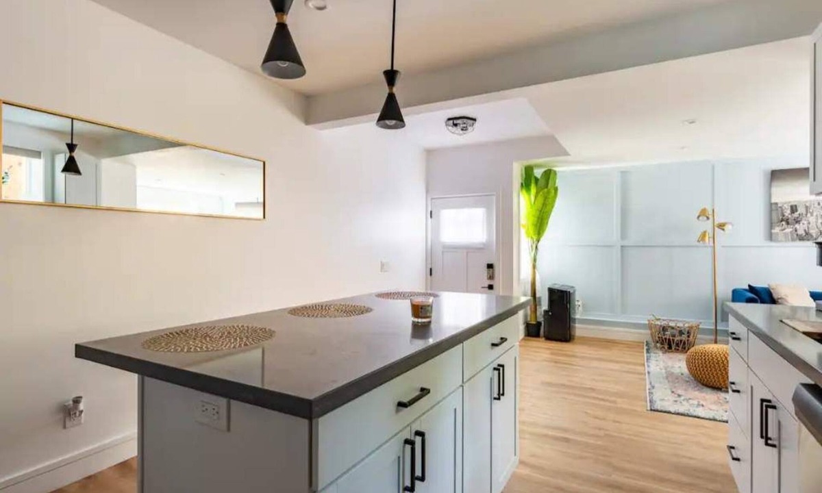 Maxwell Park House | Chic 2-bedroom guesthouse with on-premise parking.