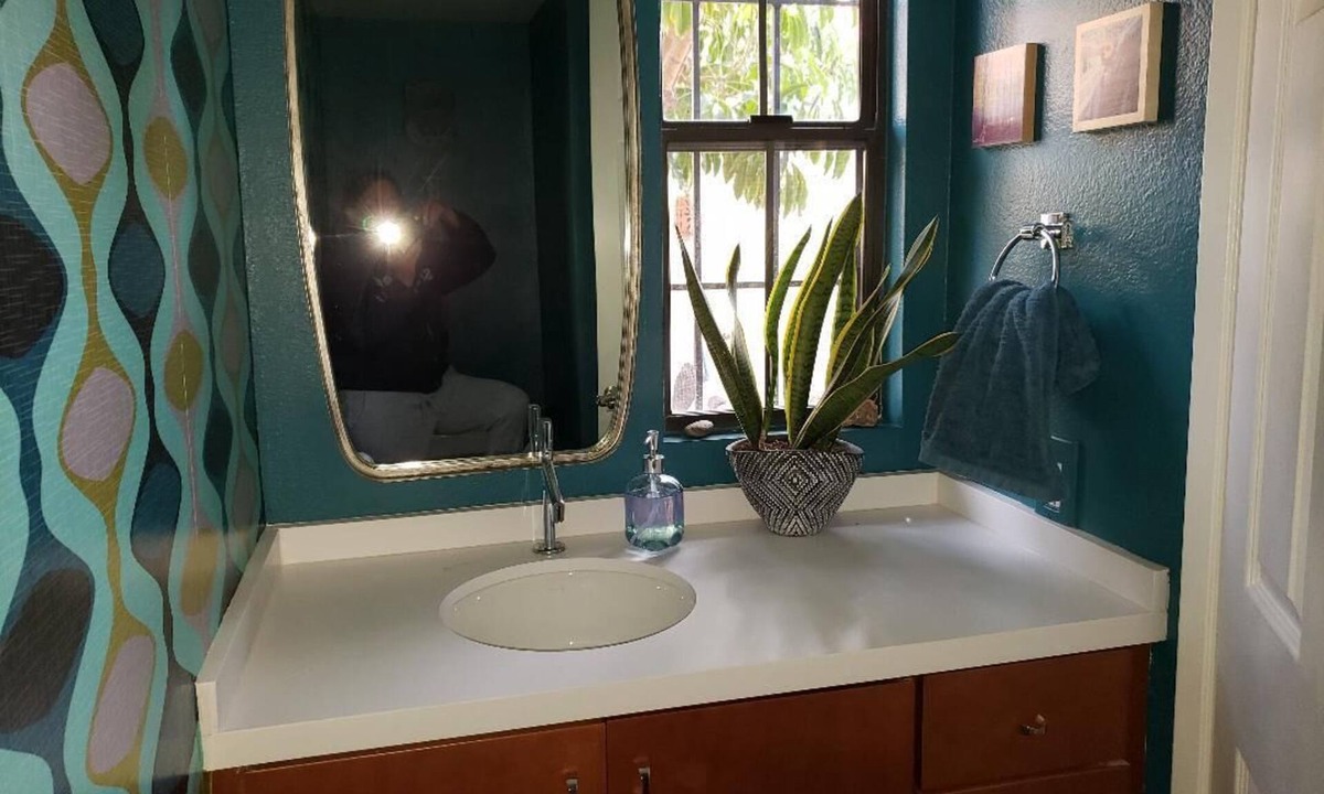 Spinnaker Hill House | Chill Carlsbad Pad with Ocean Breezes