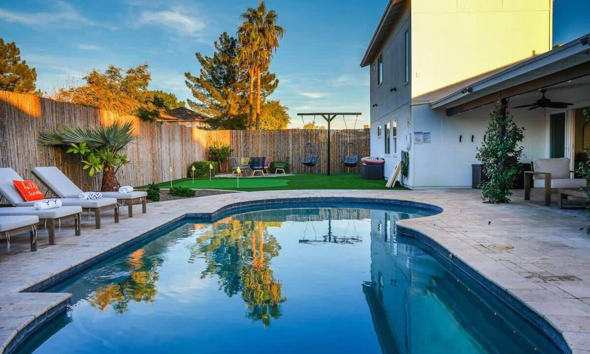 Mesa House | Citrus Grove Pool, Spa & Mini Golf