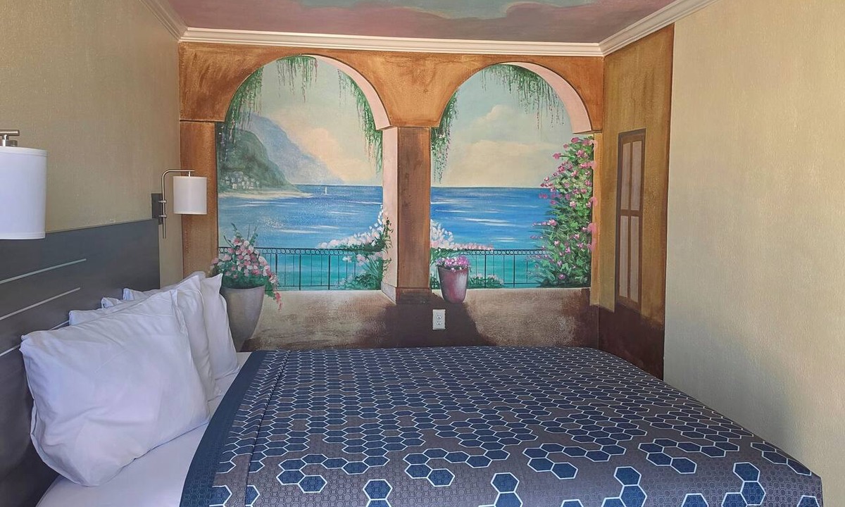 Indio Hotel | City Center Motel