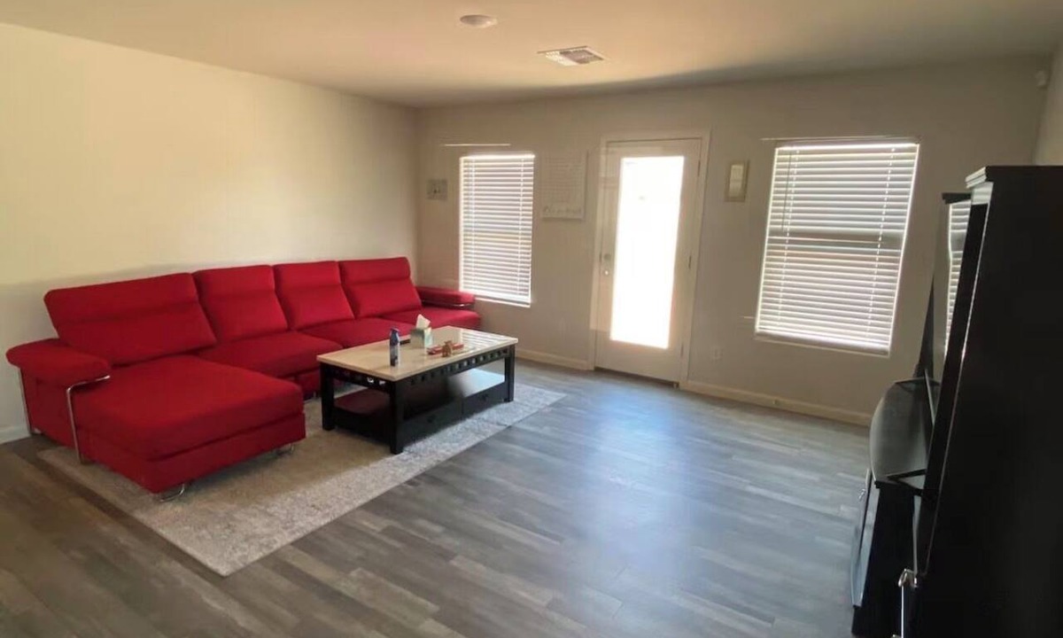 Arizona City House | Clean & Cozy 3 bedroom 2 bathroom home