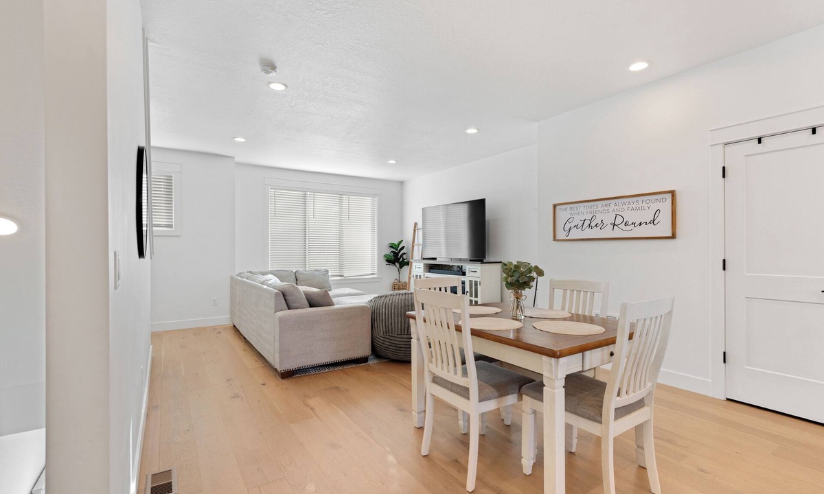 North Salt Lake House | Clean & Cozy 3BR Stay Near Downtown SLC & Airport