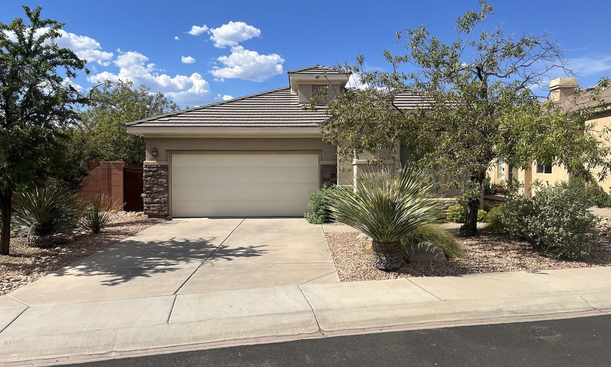 Washington House | CLEAN, Quiet, Gorgeous Views, Pet Friendly