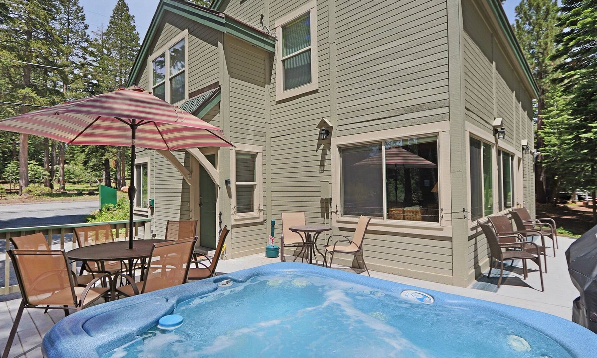 Tahoe City House | Clubhouse - 4 bedroom, 3 bath - hot tub, quiet location