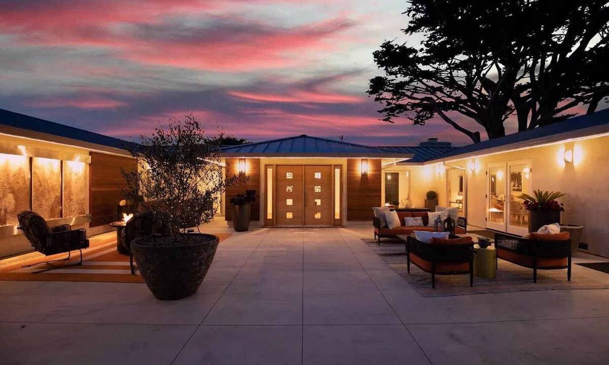 Carmel Meadows House | Coastal Comfort Near Beach & Town/Outdoor Oasis + Chef’s Kitchen