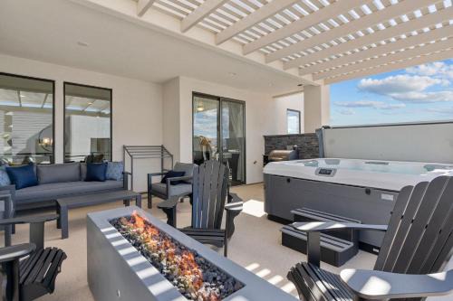 St. George House | Coastline Cottage townhouse