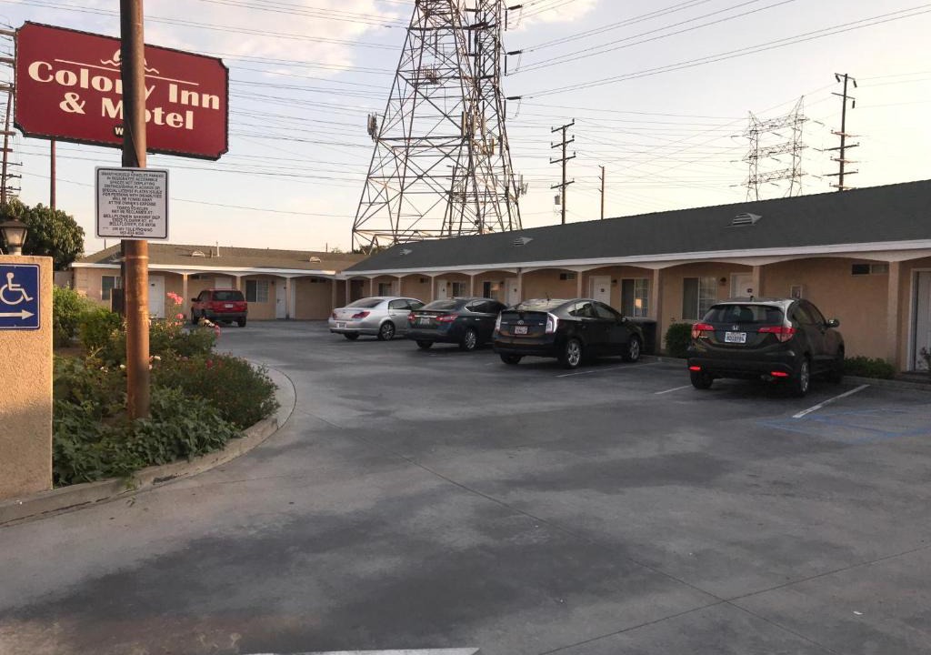 Harbor Hotel | Colony Inn Motel