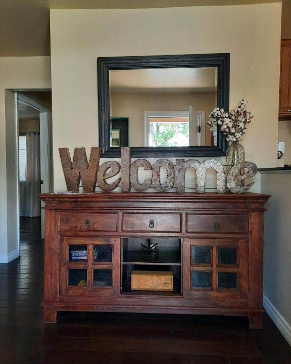 Paso Robles Apartment | Colorful Artist's Bungalow Walk Downtown Paso