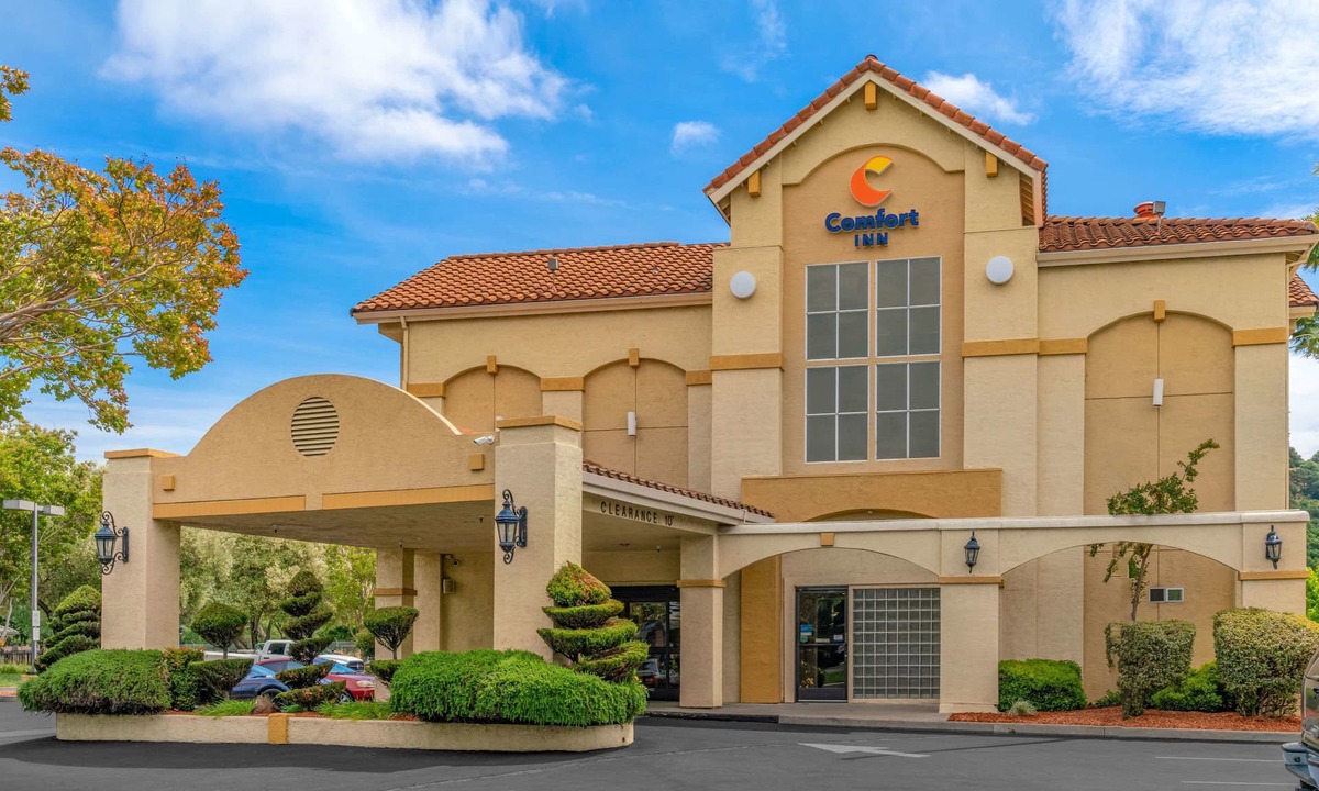 Fairfield Hotel | Comfort Inn Cordelia