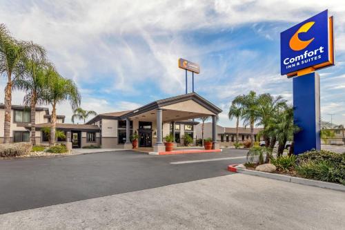 Colton Hotel | Comfort Inn & Suites San Bernardino