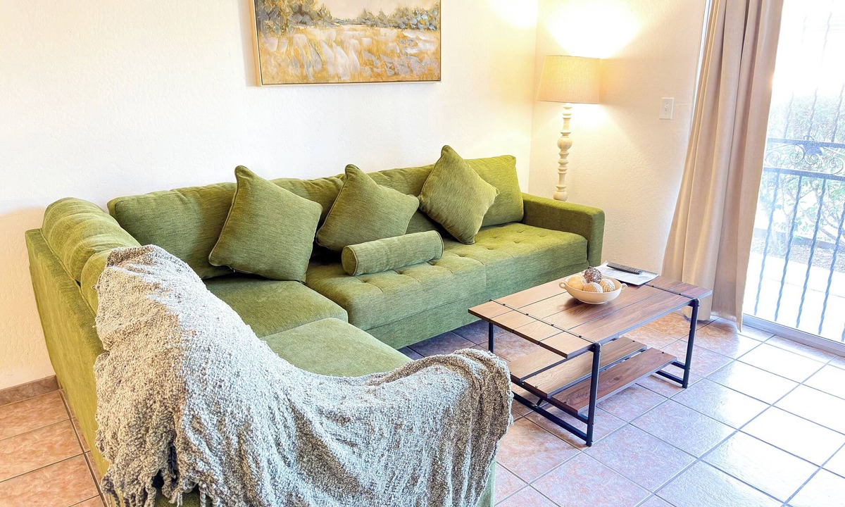 Fashion Square Apartment | Comfy Ground-Floor/Walkable 1BR 1B Near Mall & Bars