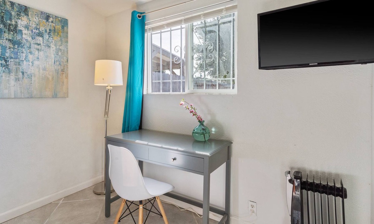 San Lorenzo House | Convenient Cozy Cottage