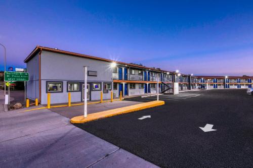 Tyrone Hotel | Copper Manor Motel