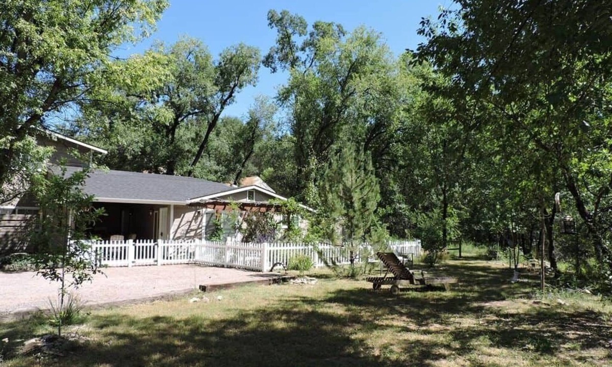Prescott House | Cottage