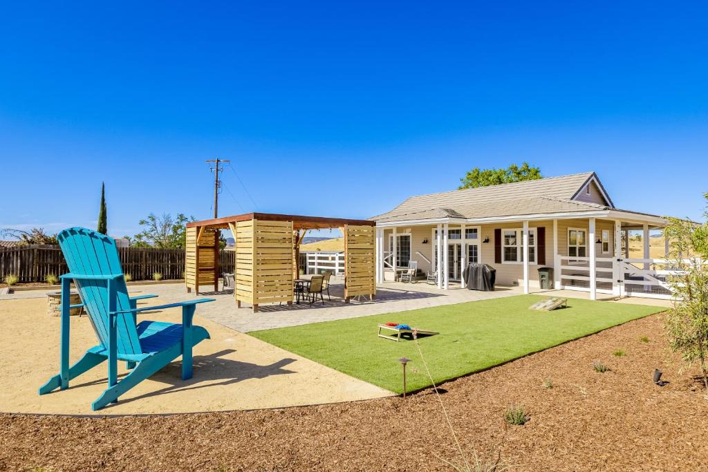 Paso Robles House | Country Estate Cottage