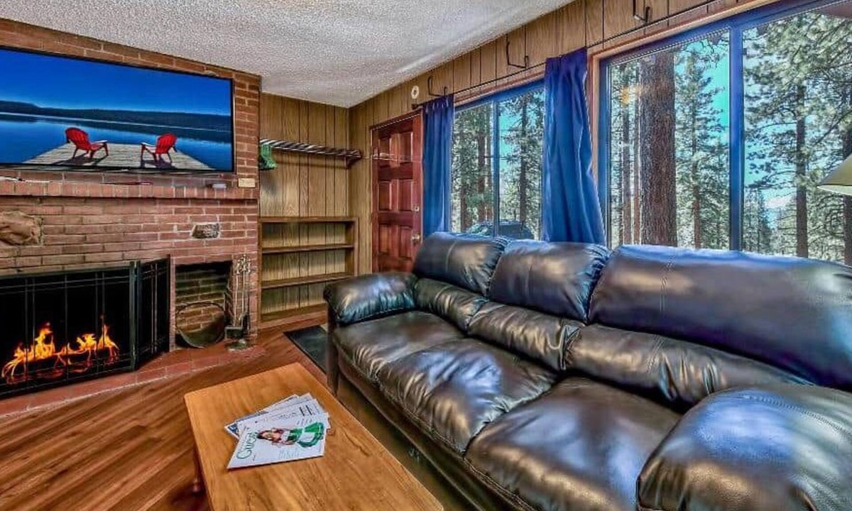 Zephyr Cove House | Cozy 1-Bedroom Chalet with Fireplace & Kitchenette. Great South Lake Location
