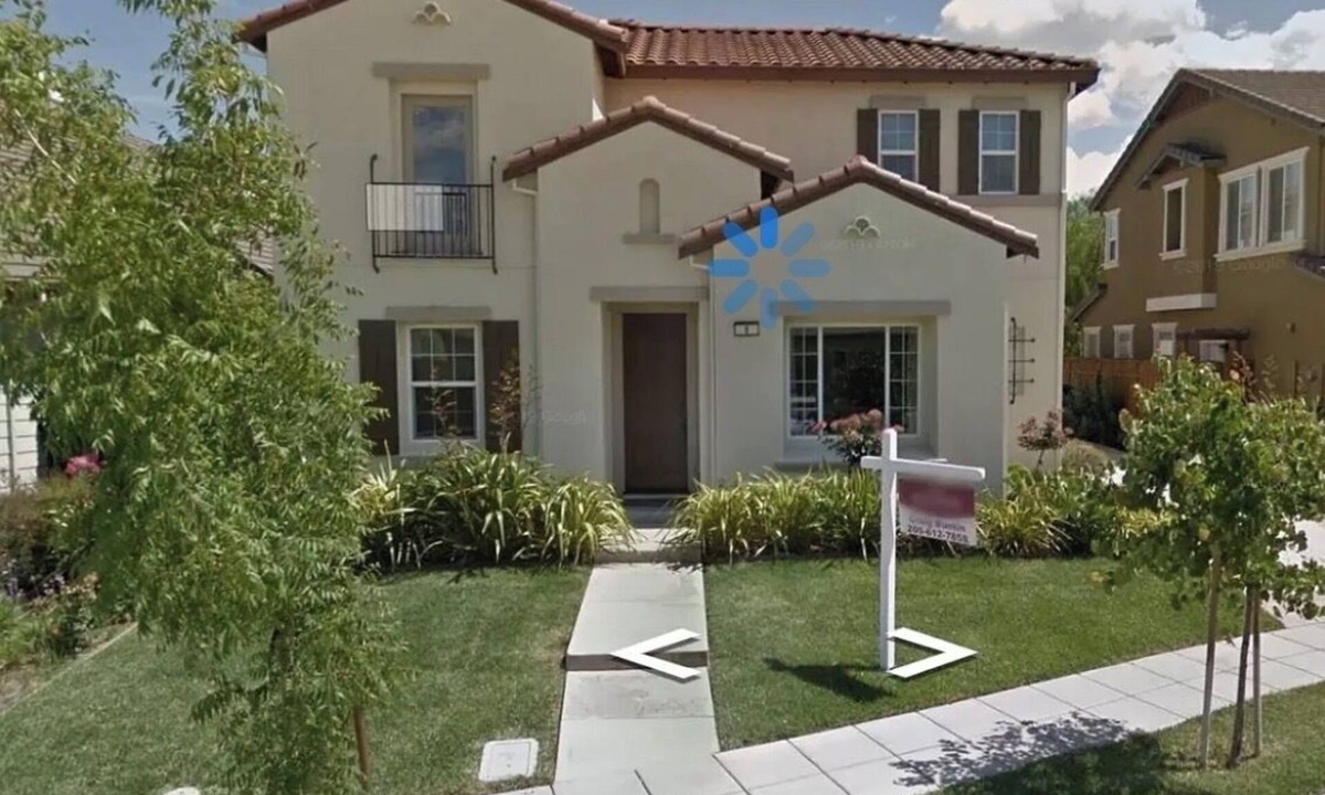 Tracy House | Cozy 1-bedroom house in pleasant Mountainhouse with AC