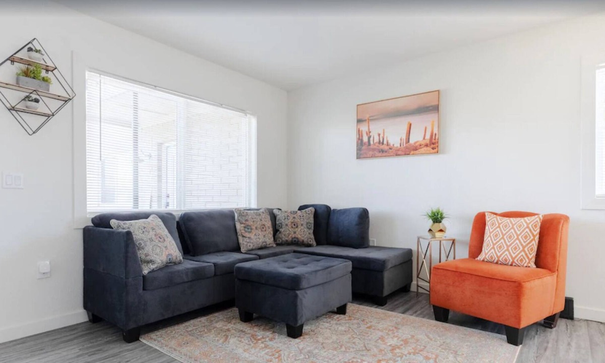 Entertainment District Apartment | COZY 1BR Apartment in Scottsdale | *POOL ACCESS*